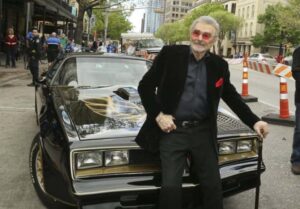 Burt Reynolds Biography